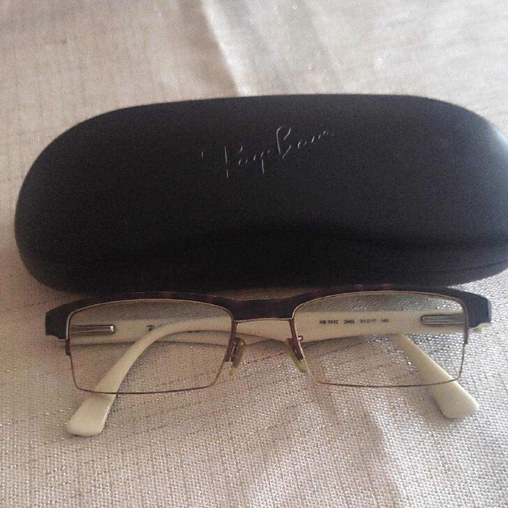 Ray-Ban Tortiose RB 7012 2488, 51-17-140 Eyeglasses with Case - Picture 1 of 7